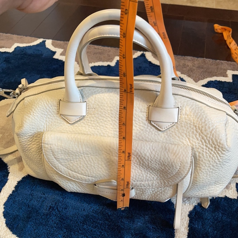 Marc Jacobs Handbag - Picture 6 of 9